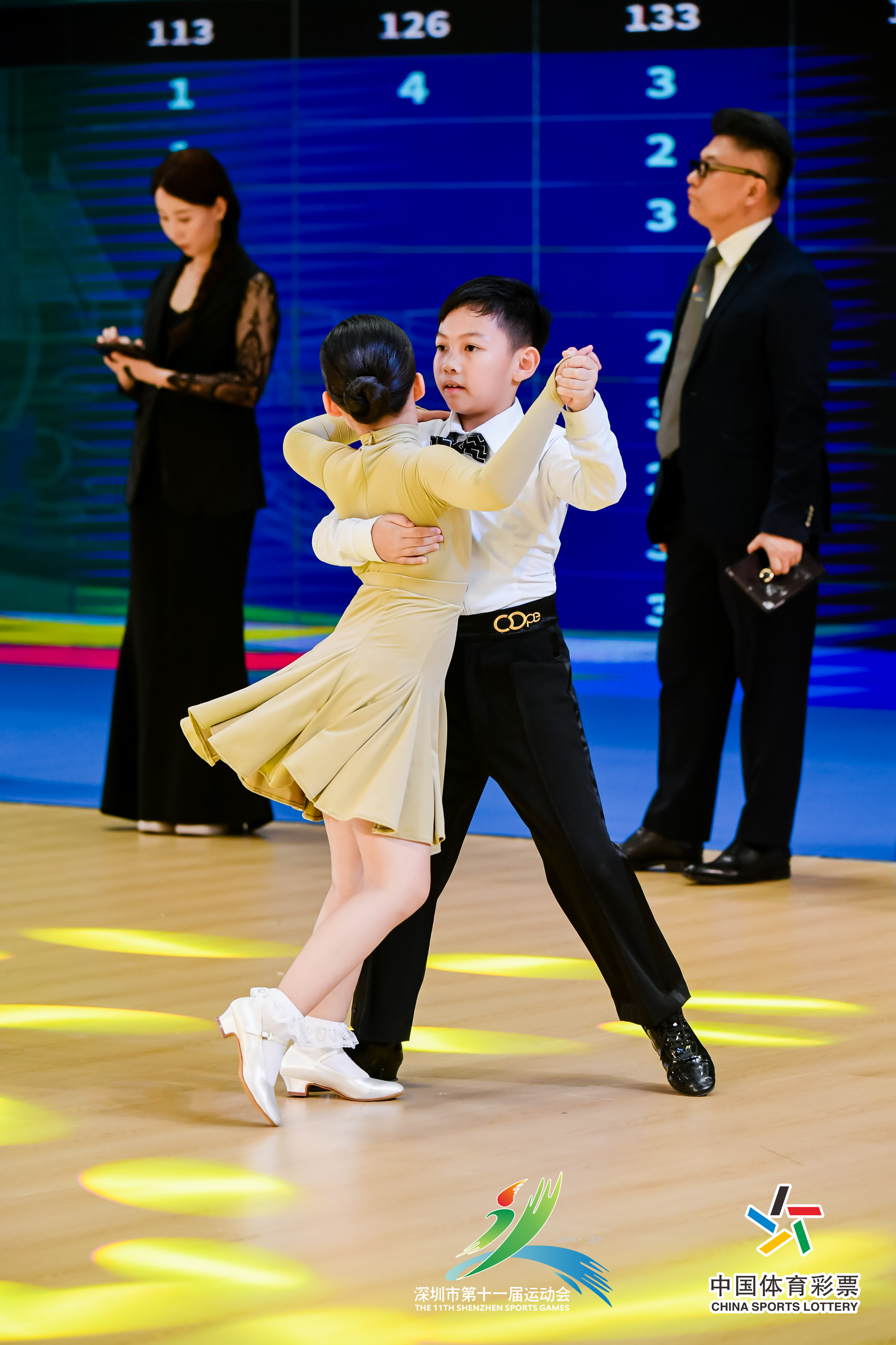 艺术体育(艺术体育科技展板内容)