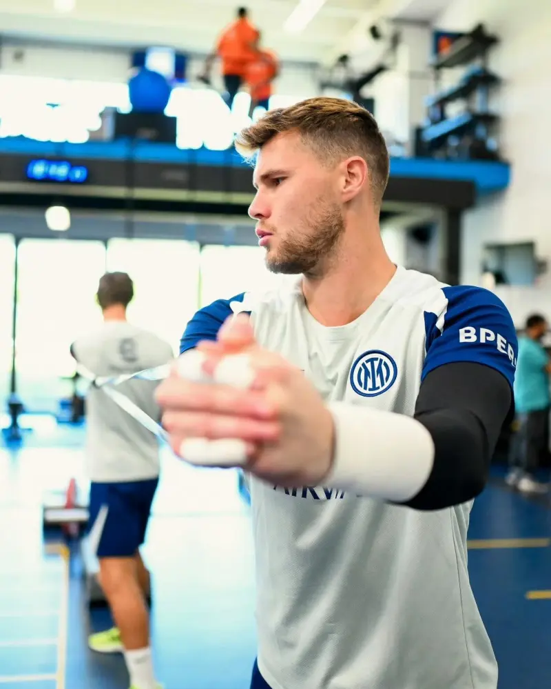 米兰体育报(米兰体育报A01版本的游戏cc)