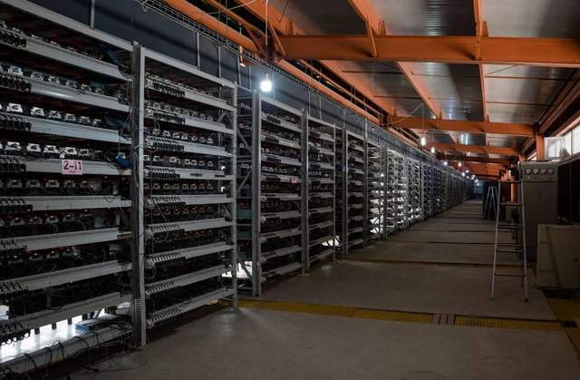 比特币矿机挖矿(比特币矿机挖矿收益)