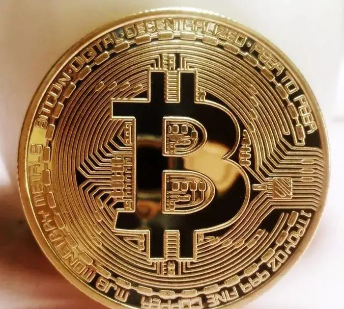 炒比特币(炒比特币赚的钱合法吗)